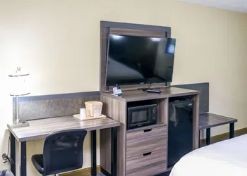 Rodeway Inn Phenix City - Columbus hotel thumbnail 4