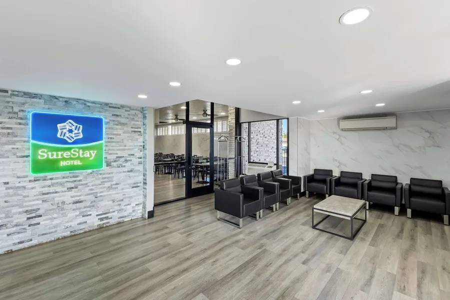 SureStay By Best Western Phoenix Airport hotel detail image 2