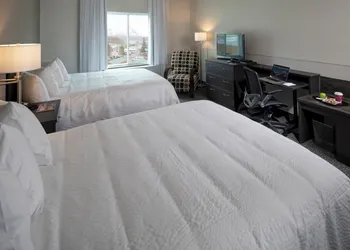 Totem Hotel and Suites hotel thumbnail 3