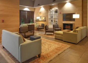 GreenTree Inn & Suites Phoenix Sky Harbor hotel thumbnail 2