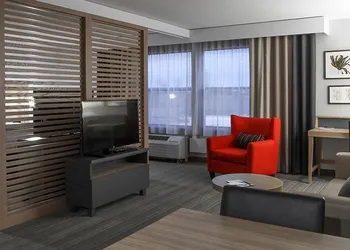 GreenTree Inn & Suites Phoenix Sky Harbor hotel thumbnail 8