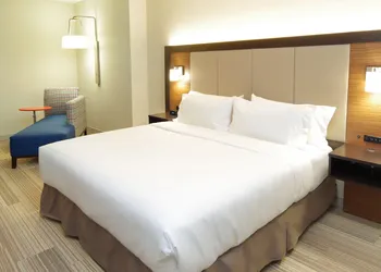 Holiday Inn Express Hotel & Suites Phoenix North Scottsdale by IHG hotel thumbnail 5