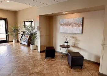 Comfort Inn Phoenix Central City hotel thumbnail 2