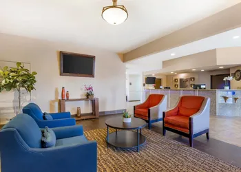 Comfort Inn Phoenix Central City hotel thumbnail 4