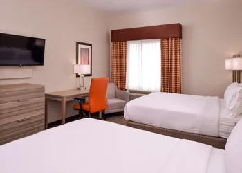 Holiday Inn Express & Suites Williams by IHG hotel thumbnail 7