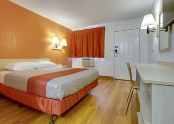 Motel 6 Tempe, AZ - Scottsdale South hotel thumbnail 8