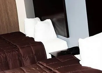 Atria Inn and Suites Extended Stay hotel thumbnail 5