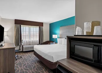 Best Western Presidential Hotel & Suites hotel thumbnail 8