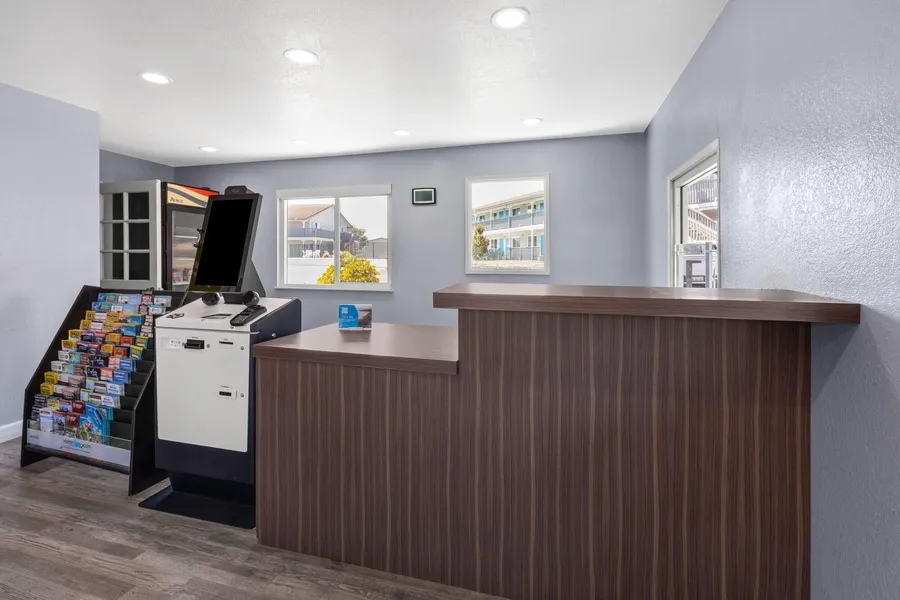 Days Inn by Wyndham Arroyo Grande/Pismo Beach hotel detail image 2