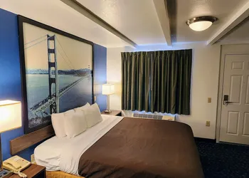 Hotel Belmont hotel thumbnail 4