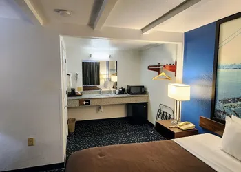 Hotel Belmont hotel thumbnail 8