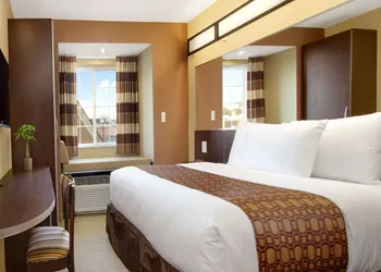 Microtel Inn & Suites by Wyndham Shelbyville hotel thumbnail 3