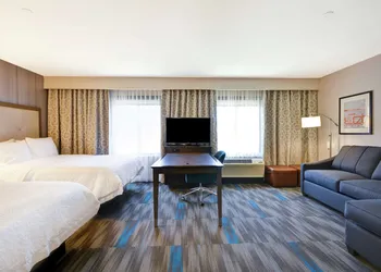 Hampton Inn & Suites Los Angeles Burbank Airport hotel thumbnail 6