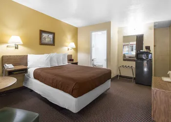 Town House Motel – Historic Old Town Eureka hotel thumbnail 4