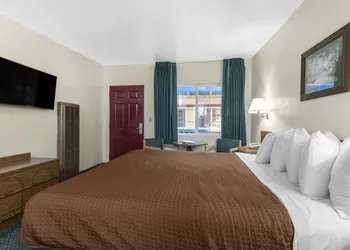 Town House Motel – Historic Old Town Eureka hotel thumbnail 6
