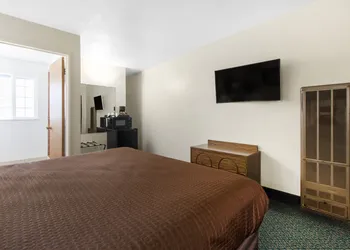 Town House Motel – Historic Old Town Eureka hotel thumbnail 7