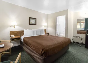 Town House Motel – Historic Old Town Eureka hotel thumbnail 8