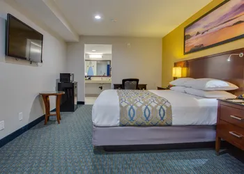 Quality Inn San Diego South - Chula Vista hotel thumbnail 6