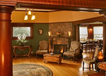 Cabernet House, An Old World Inn hotel thumbnail 3