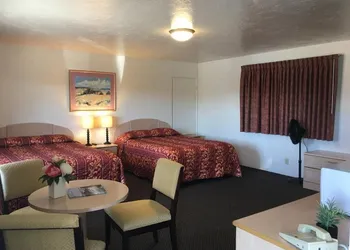 Old Marina Inn hotel thumbnail 2
