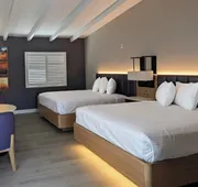 Luxury Inn hotel detail image 3