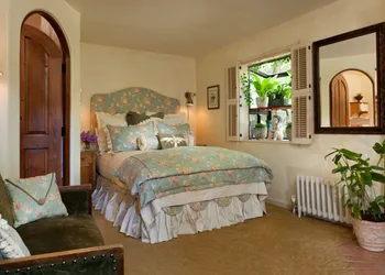 Old Monterey Inn hotel thumbnail 2