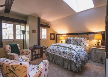 Old Monterey Inn hotel thumbnail 8