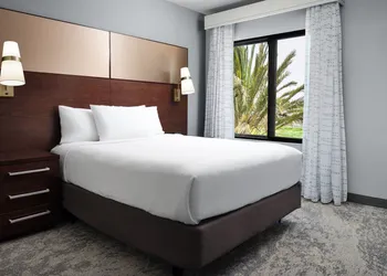 Residence Inn by Marriott Los Angeles Redondo Beach hotel thumbnail 8