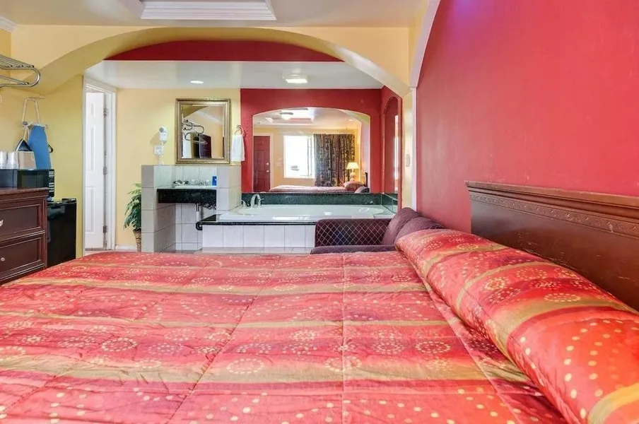 Sky Palm Motel hotel detail image 2