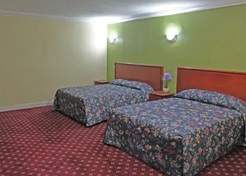 Royla Motel hotel thumbnail 6