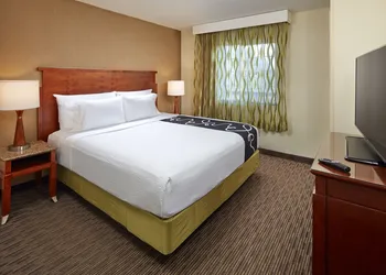 Mission View Inn & Suites San Diego Sea World - Zoo hotel thumbnail 5