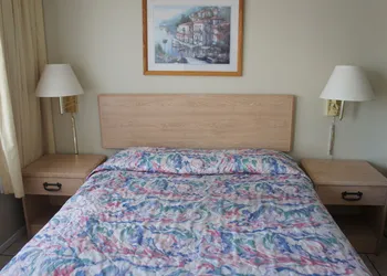 Budget Inn hotel thumbnail 4