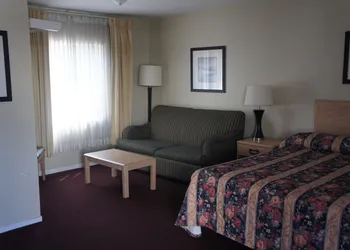 Budget Inn hotel thumbnail 8