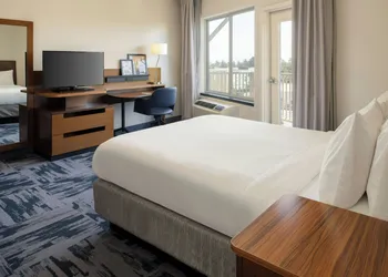 Fairfield Inn & Suites by Marriott Santa Cruz, CA hotel thumbnail 8