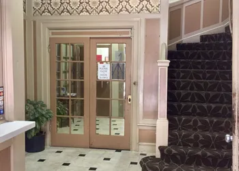 Admiral Hotel hotel thumbnail 2