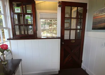 Ocean Echo Inn and Beach Cottages hotel thumbnail 2
