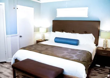 Ocean Echo Inn and Beach Cottages hotel thumbnail 7