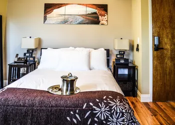 Rio Vista Suites hotel thumbnail 5