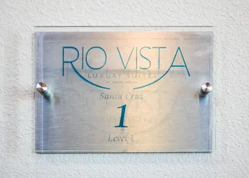 Rio Vista Suites hotel thumbnail 7
