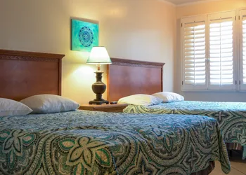 The Shores Inn and Beach Houses hotel thumbnail 5