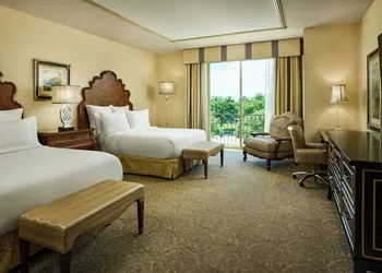 Woolley’s Classic Suites hotel thumbnail 4