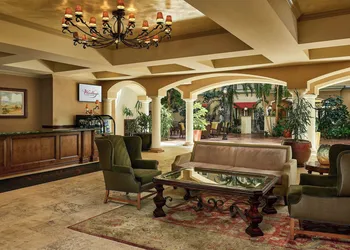 Woolley’s Classic Suites hotel thumbnail 2