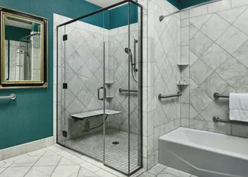 Woolley’s Classic Suites hotel thumbnail 8