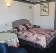 Best Whittier Inn hotel detail image 4