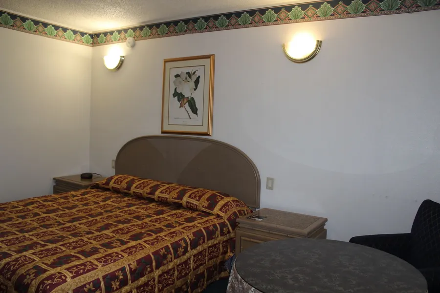 Best Whittier Inn hotel detail image 6