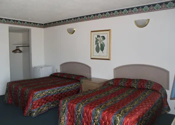 Best Whittier Inn hotel thumbnail 7
