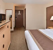 SYLO Hotel Denver Airport, a Ramada by Wyndham hotel detail image 3