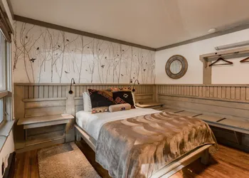 Highland Haven Creekside Inn hotel thumbnail 5