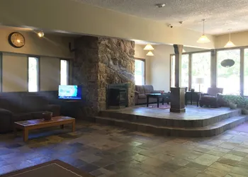Monarch Mountain Lodge hotel thumbnail 2