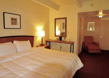 Monarch Mountain Lodge hotel thumbnail 6